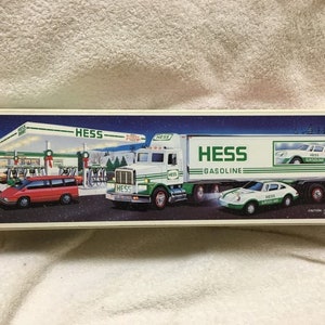 Hess Truck-18 Wheeler and Racer