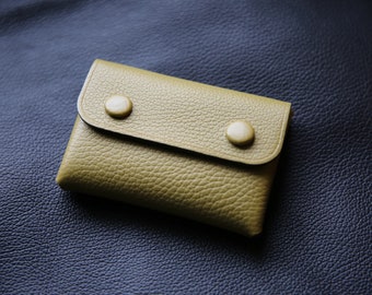 Soporte de tarjeta de visita de cuero, Mini billetera de mujer, billetera de cuero con broches cubiertos de cuero