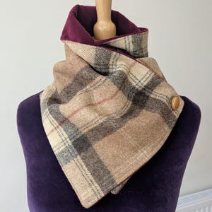 Yorkshire tweed oatmeal buttoned neckwarmer with snug burgundy velvet lining