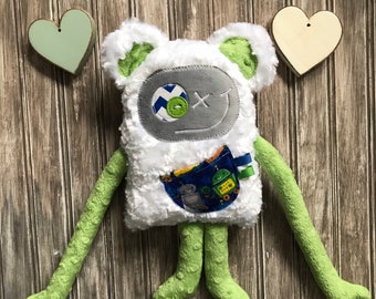 Cuddle Monster plush with bear ears, Monstre à Câlins, green and grey, pocket with robots, baby shower, birthday or easter gift, nursery