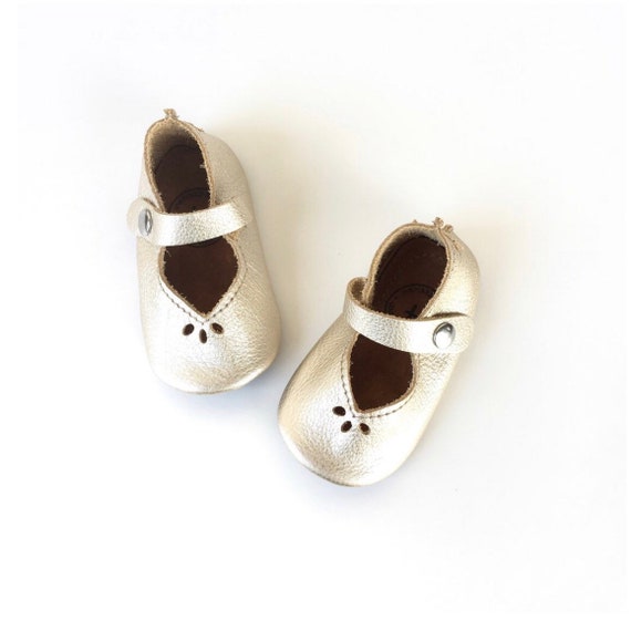 handmade leather baby shoes