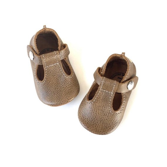handmade leather baby shoes