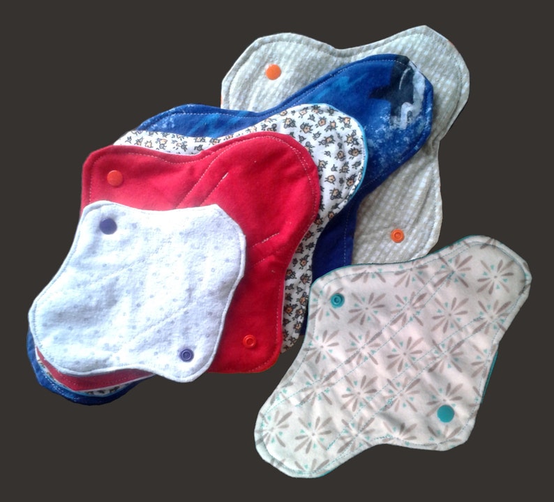 Sampling set mama cloth pads, one of each exept postpartum image 3