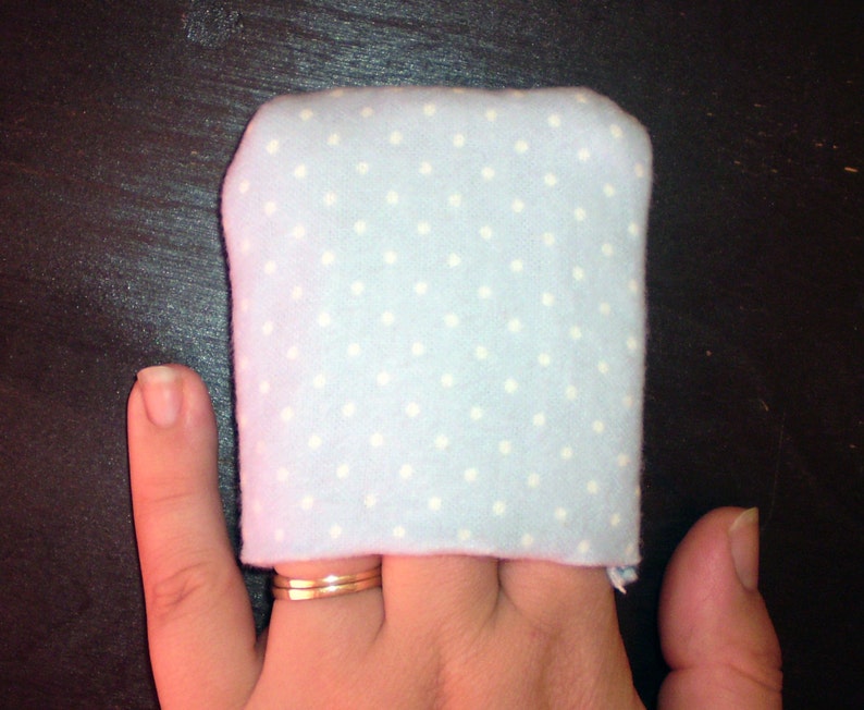 Pouch makeup removing pad image 1