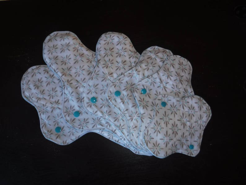 Sampling set mama cloth pads, one of each exept postpartum image 4