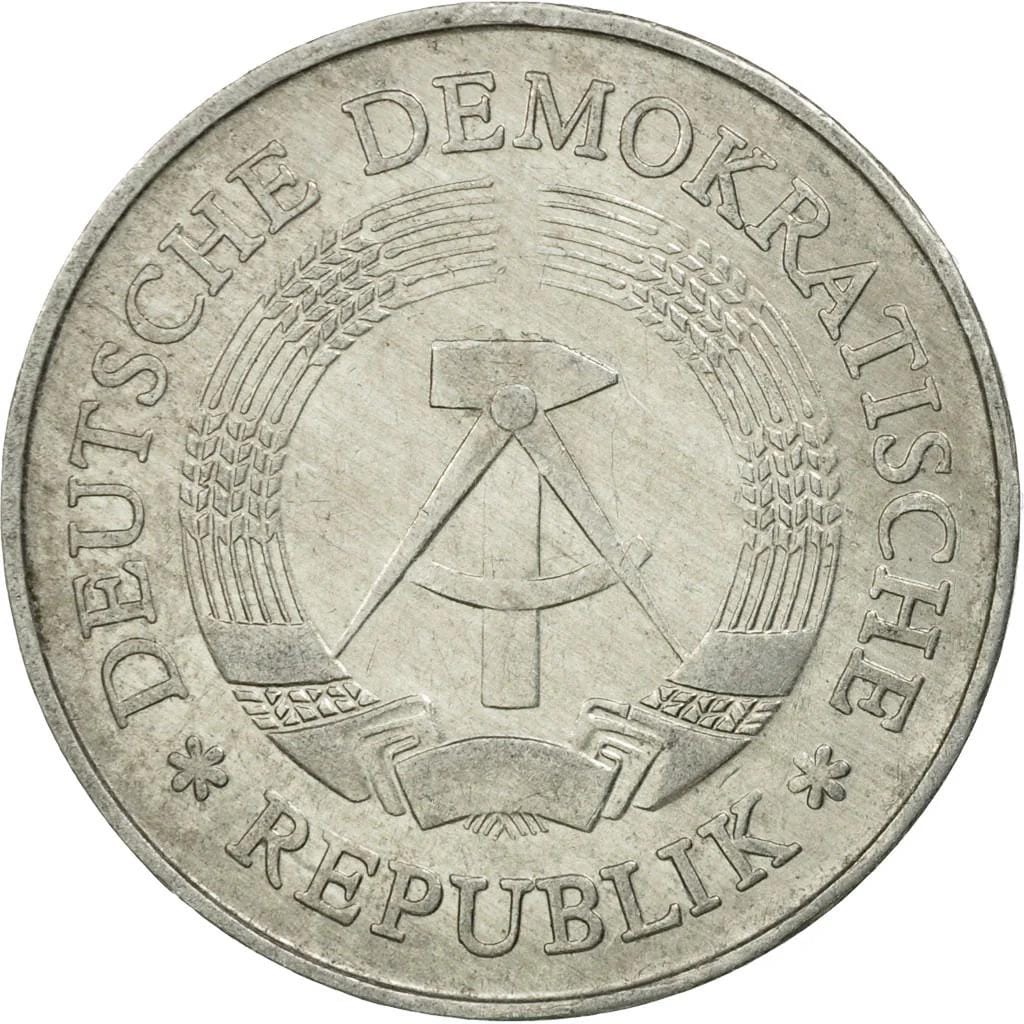 東ドイツの1マルク硬貨 | |ドイツ民主共和国 | KM35 | 1972 ～ 1990 年