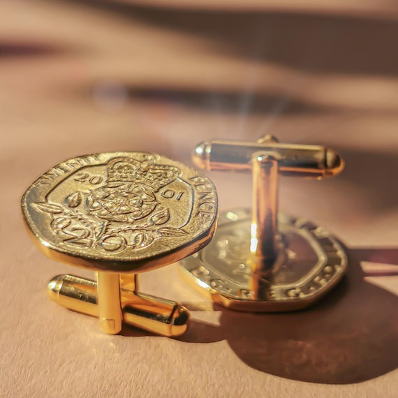 Gold plated Cufflinks with Genuine British 20 Pence Coins | Elizabeth II Coin Links | Great Britain Cuffs fasteners | Dress shirt fasteners