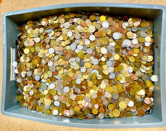 Damaged Coins for Craft Supplies Jewelry Bracelets Rings Earrings Necklaces Bulk Junk Dirty Currency | By weight: 2 Lbs - 4.3 Pounds