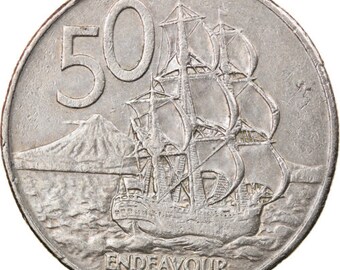 ファットマン50セントの古い中国の硬貨 ニュージーランド 50セント硬貨 | ジェームズ・クック船長 | HMS