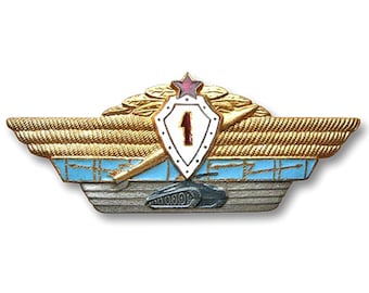 ＳＰスペイン軍＊勲章/徽章＊党員番号入りファランヘ党/青師団章（実物） 黄金党員バッジ 金枠党員章総統功労章 ドイツ軍 ドイツ国防軍 勲章