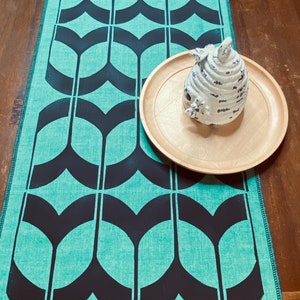 Green Tulip Table Runner image 1