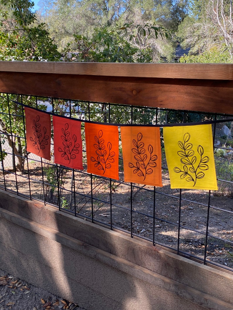 Spring Sprigs Garden Flags/Bunting Yellow/oranges