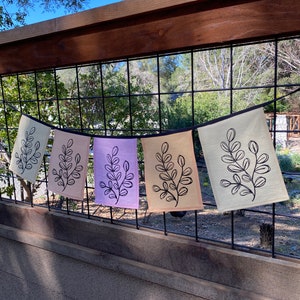 Spring Sprigs Garden Flags/Bunting Warm neutrals