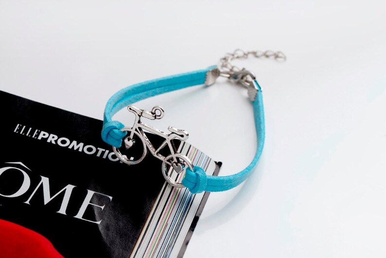 Bronce Bicicleta Encanto Cuero Azul Cuerda de Cera Pulsera imagen 4