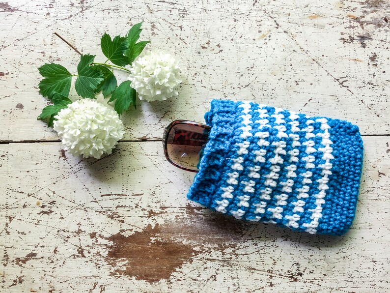 Houndstooth Sunglass Bag image 2