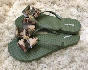 hunter green flip flops