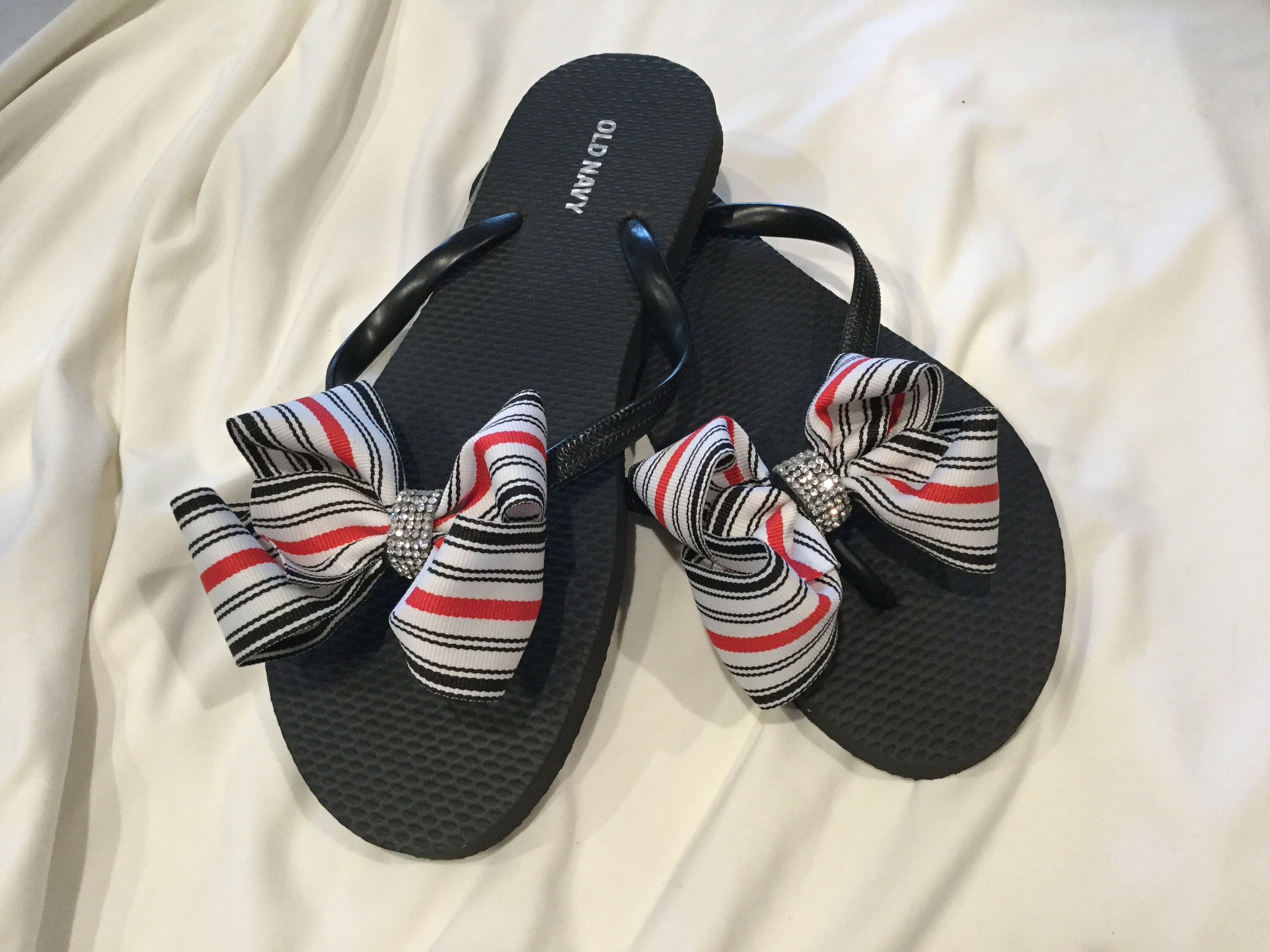 cute black flip flops