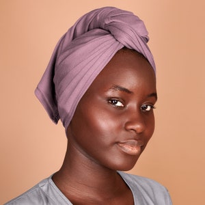 Pastellflieder, T-Shirt Haar Handtuch Wrap Voll, Lockiges Haar