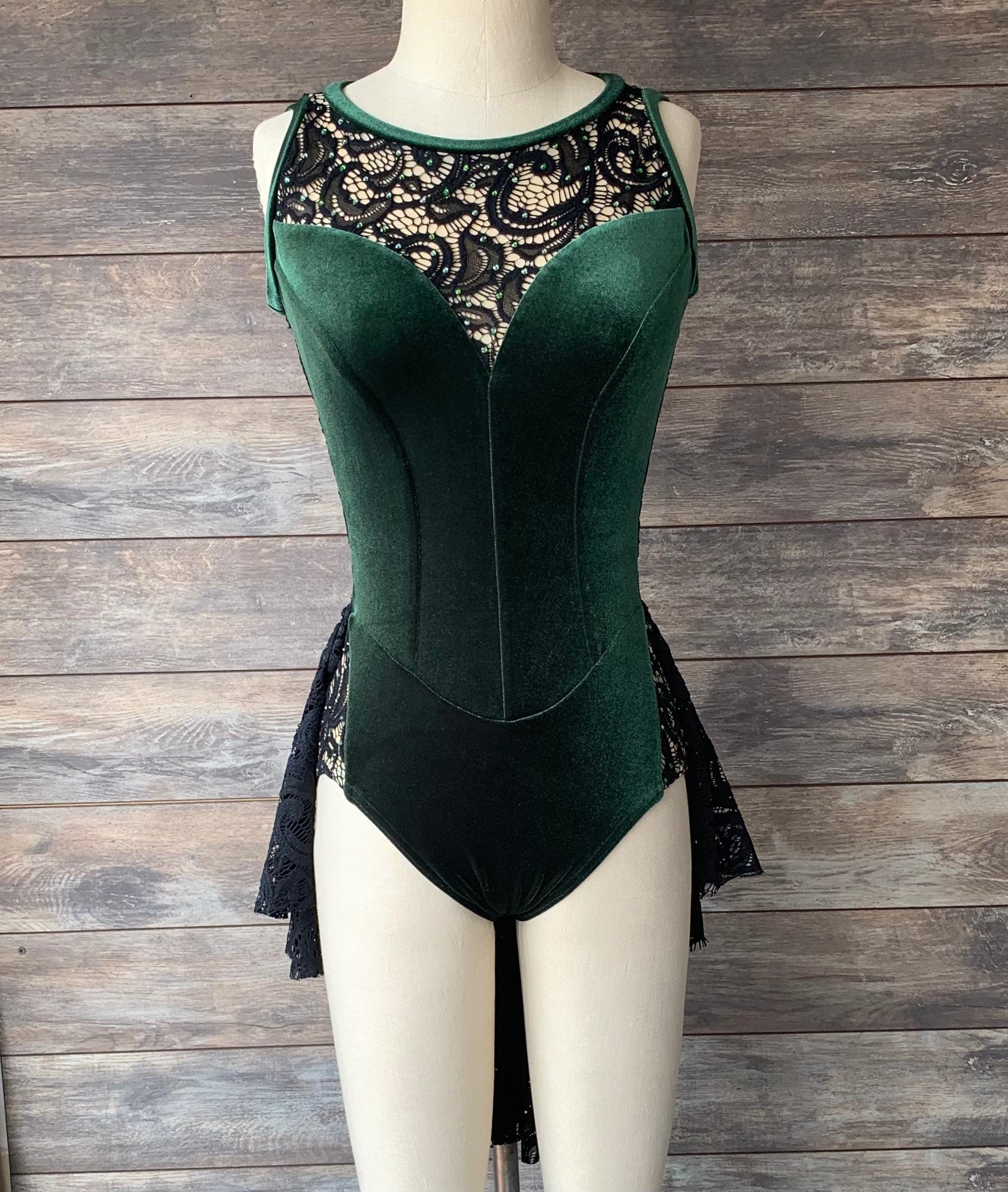 dark green dance dress Wedtrend Women Glitter Dark Green Homecoming Dresses Beading Tight  Spaghetti Straps Short Cocktail Dress – WEDTREND main image 1