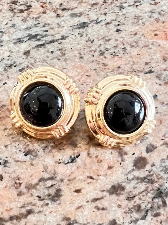 14Kt YG with black onyx earrings