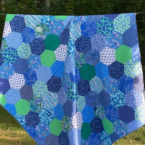 Handmade Hexagon quilt, made to order, in your choice of colors and size