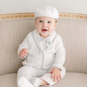 Venta de muestra / Traje de bautizo Harrison / Conjunto de bautizo blanco para niños / Incluye chaqueta, camisa y pantalones / Nuevo con imperfecciones - VENTA FINAL