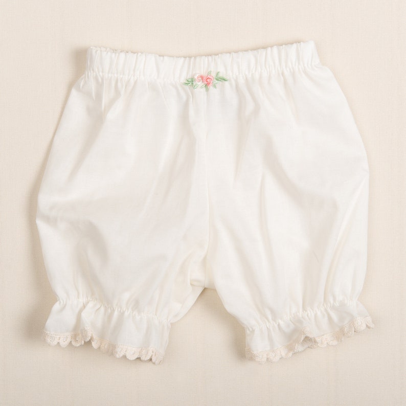 Lace Baby Girl Bloomers Ivory Cotton Flower Bloomers Baby Girl Clothing Baby Girl Bloomers Baby Girl Cotton Bloomers /'Clementine/'