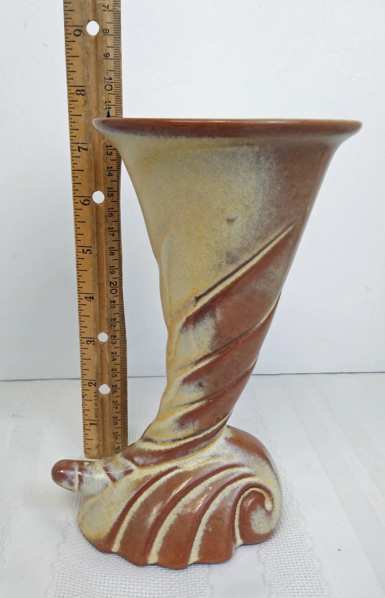 Vintage Frankoma Pottery 56 Cornucopia Vase OTH10506