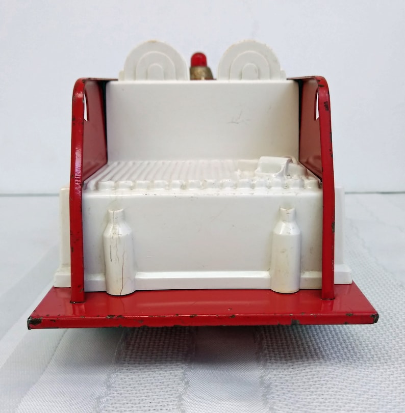 TONTRU10006 Scarce Vintage Tonka 1960 STP Fire Truck Pressed Steel