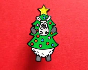 Fleece Navidad Enamel Pin | Christmas Sheep Brooch, Feliz Navidad badge