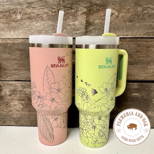 Hawaii Becher, Gravurbecher, Hawaii, Becher mit Griff, tropische Tasse, Hibiskus Geschenk, Plumeria, hawaiianisches Geschenk, Zustandblume, Urlaub