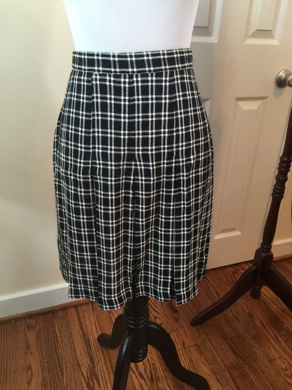 Plaid Skirt Vintage Small Size Navy and Cream Maggie Lawrence