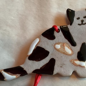Hand Painted CALICO Kitty Cat Handmade Pottery Ornament - Super Christmas , Hostess or Housewarming Gift
