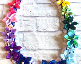 prachtige regenbooglintlei 4-strengs lei met regenboogbloemen