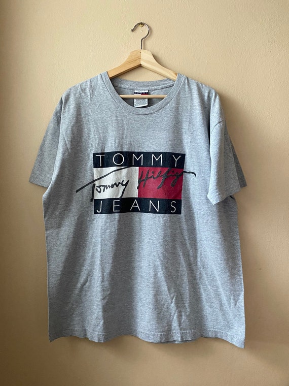 tommy hilfiger t shirt logo 90s