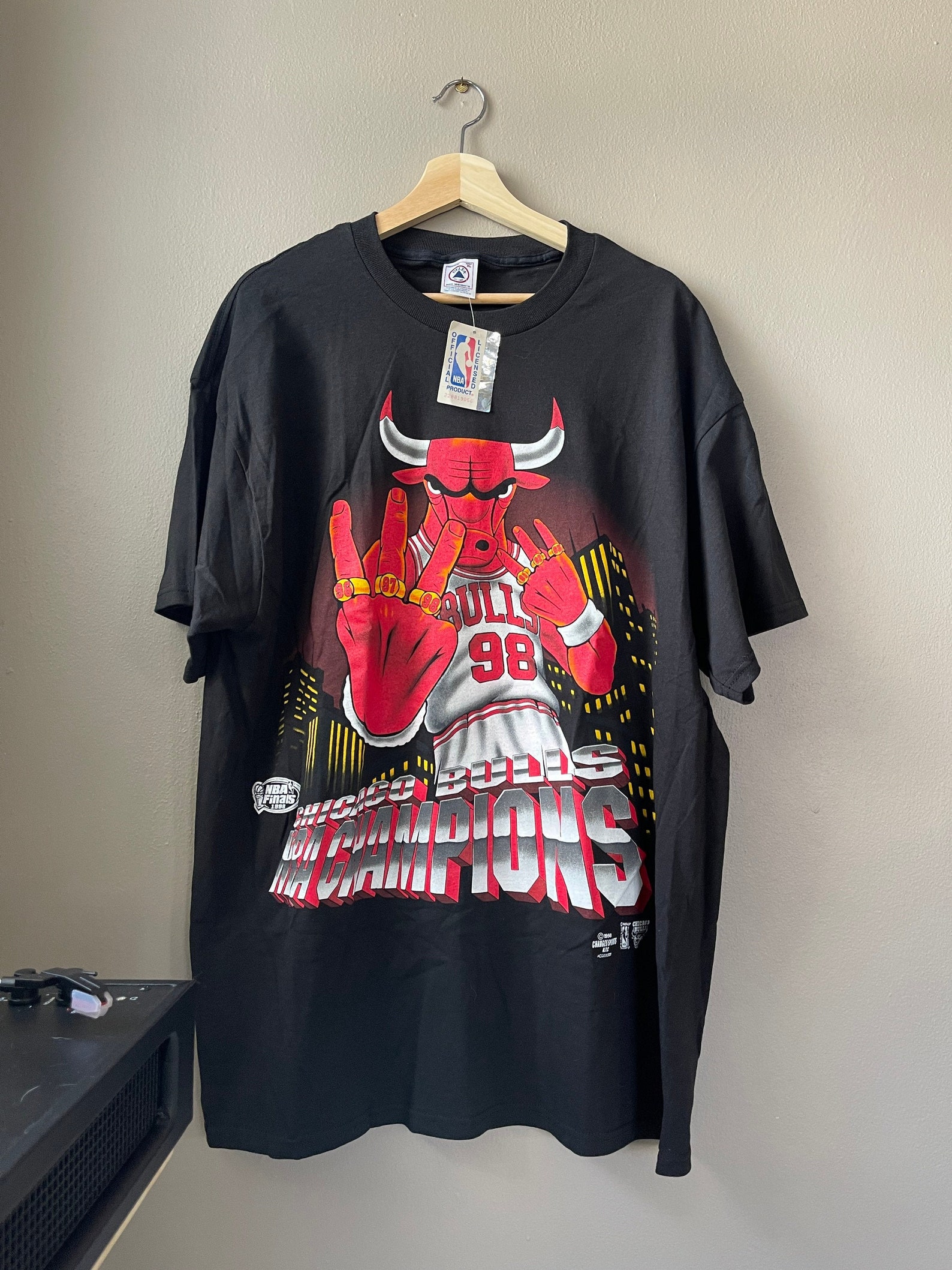 chicago bulls 1998 shirt