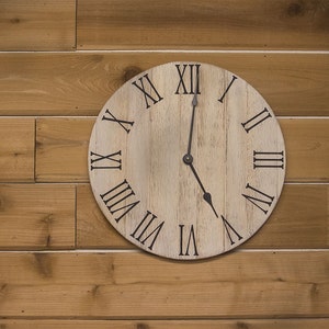 Rustic Farmhouse Decor Wall Clock, Large Wood Wall Clock, Wall Clock Large, Rustic Home Decor immagine 4