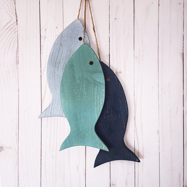 Rustic wooden fish, Wooden Rustic Fish, Painted String of Fish Wall decor, fishing gifts for men, beach house decor, lake house decor