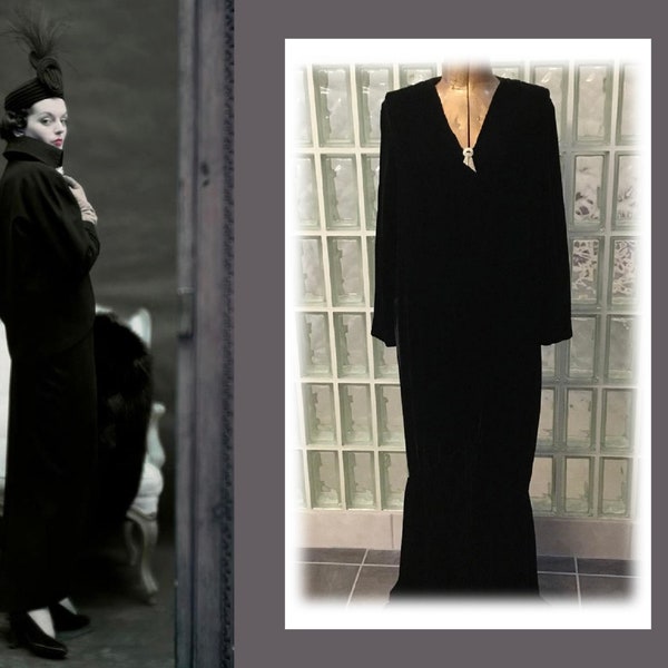 Elegant 1930s Long Black Silk Velvet Fish Tail Opera Gown w/ Rhinestone Dress Clip, Fragile, Needs Repairs, As Found in San Francisco Estate