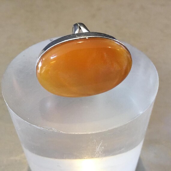 Make a Statement! Vintage Silver Tone Ring with L… - image 4