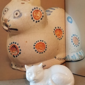 Sweet Vintage Mid Century White Porcelain Kitty Cat Figurine, Made in Japan, Flea Market Find