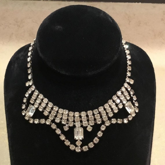 Lovely Vintage Silver Tone Rhinestone Choker Neck… - image 2