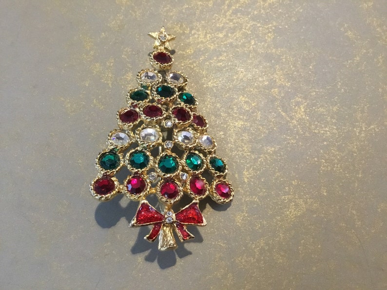 Clear and Green Rhinestone Ornaments Gold Star Topper Sparkling Vintage Gold Tone Christmas Tree Brooch With Red /& Red Rhinestone Bow