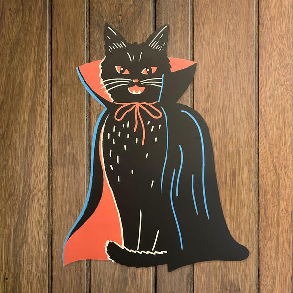 Vampire Cat - 17" x 13.5" Cutout Wall Decoration