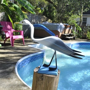 Seagull Bird With Foot Spikes Yard Art