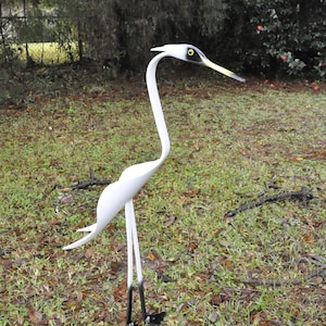 Heron Yard Art Pipe Bird With Feet Spikes