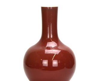 An Elegant Fully Red Glazed Body Chinese Qing Yongzheng Style Globular Porcelain Vase