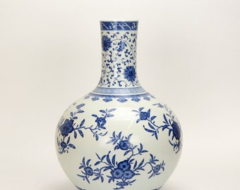A Large Finely Painted Chinese Qing Qianlong Style Blue and White Floral Globular Porcelain Vase