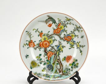 A Fine Chinese Qing Guangxu Style Wucai Famille Verte Bird and Flower Porcelain Plate