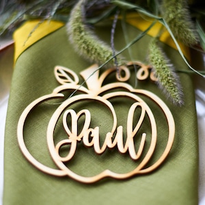 Pompoendecor hout Thanksgiving-tafeldecoratie Thanksgiving-plaatskaarten Thanksgiving-pompoen-plaatskaarten Thanksgiving-tafel Familie Thanksgiving